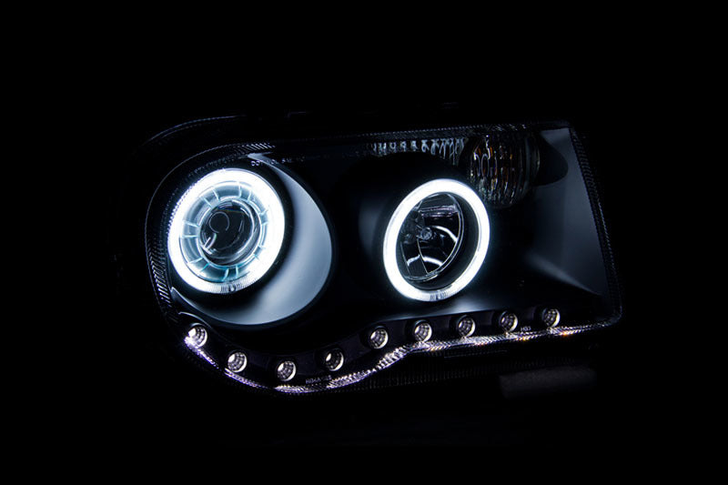 ANZO 2005-2010 Chrysler 300C Projector Headlights w/ Halo Black (CCFL) G2 121251