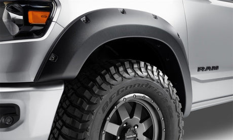 Bushwacker 10-18 Dodge RAM 2500 / 3500 (Incl. Dually) Forge Style Flares 4pc - Black 58205-08