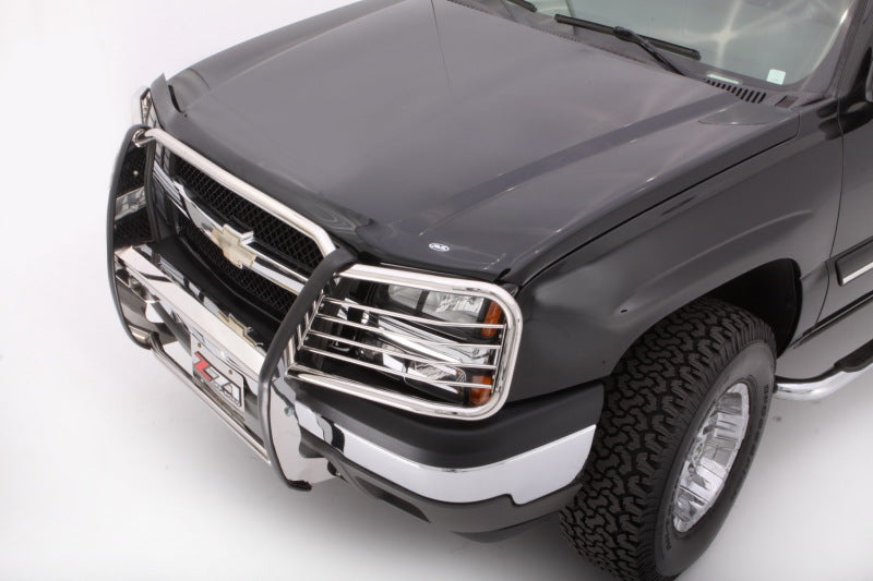 AVS 03-06 Chevy Avalanche (w/o Body Hardware) Bugflector Medium Profile Hood Shield - Smoke 23252