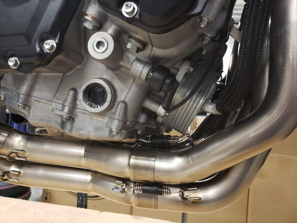 Graves exhaust Works2  carbon full exhaust system  ZX-10R / ZX-10RR  2016-2025 EXK-19ZX1-FTCW2