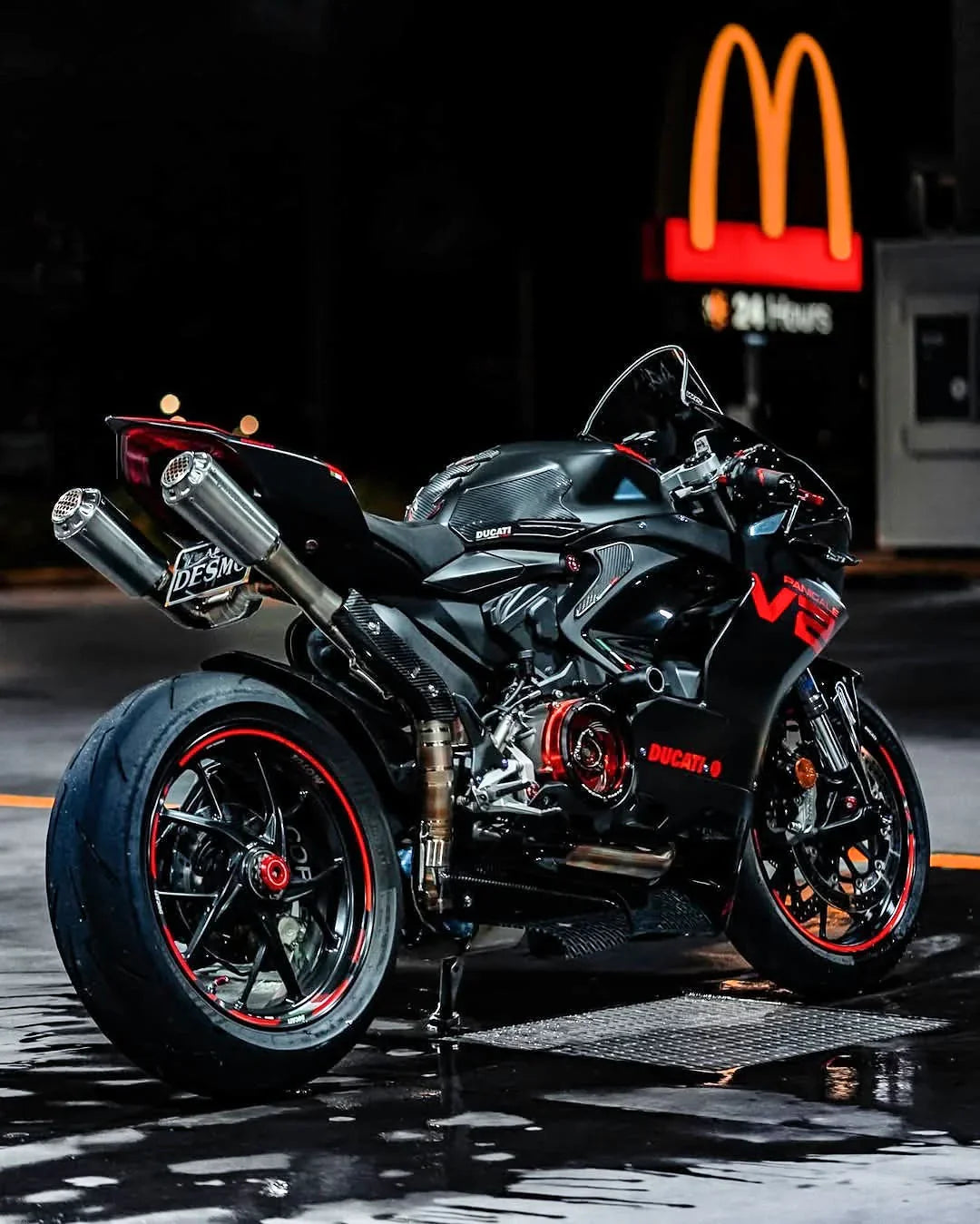 Vandemon Ducati Panigale/ Streetfighter V2 High Mount Titanium Slip-On Mufflers DUCV2TIMESMUFHMA VA-126