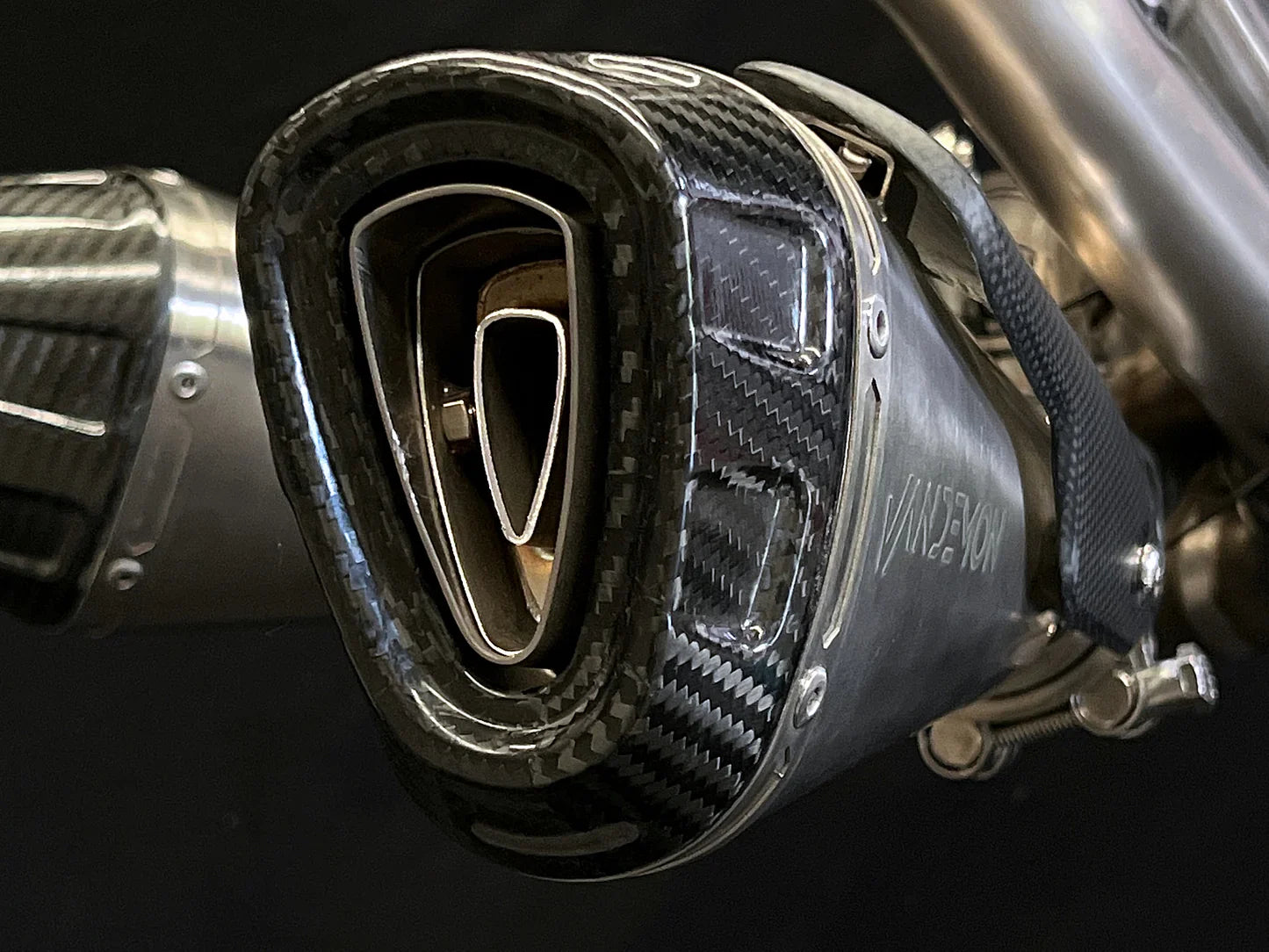 Vandemon  Ducati V4 Panigale & Streetfighter Full Titanium Exhaust system 2020-2022 DUCV4TIEXHSYSNB