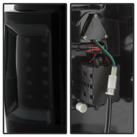 Spyder Ford F150 04-08 Styleside Tail Light V2 - LED - Black Smoke ALT-YD-FF15004V2-LBLED-BSM 5084187