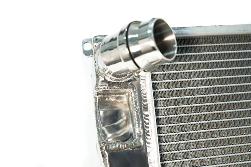CSF 2006 BMW 325 / 07-09 BMW 328 / 06-10 BMW 330 / 09-10 BMW Z4 Radiator 7001