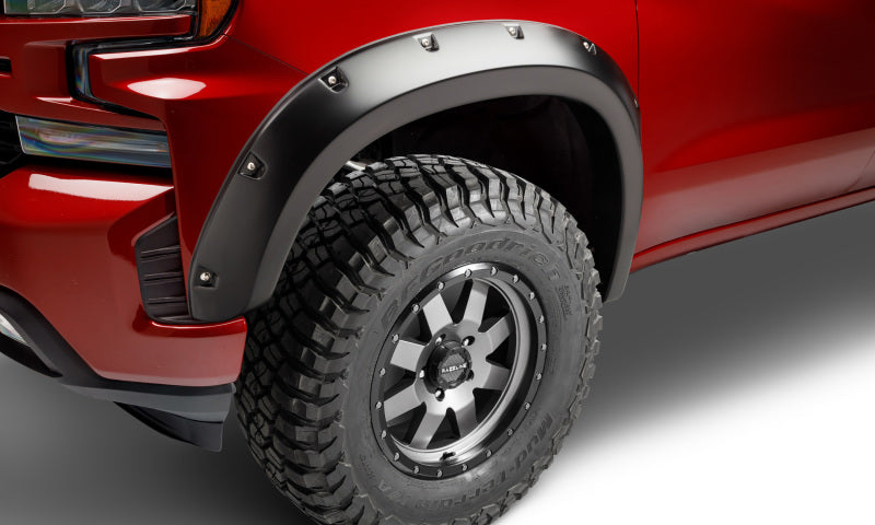 Bushwacker 19-23 Chevrolet Silverado 1500 (Excl. ZR2) Pocket Style Fender Flares 4pc - Smooth Black 40992-02