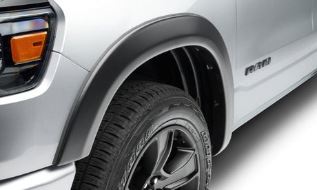Bushwacker 19-22 Ram 1500 (Excl. Rebel/TRX) 76.3 & 67.4in Bed OE Style Flares 4pc Set - Blk / Smooth 50928-02