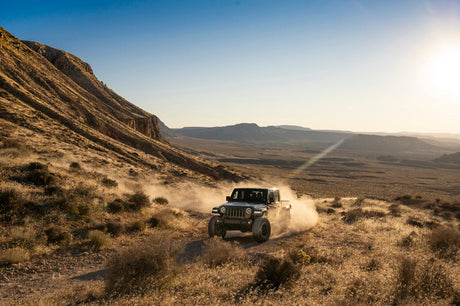 Fox 20+ Jeep JT Gladiator 2.0 Performance Series Remote Reservoir Front Shock 3.5-4in Lift 885-24-248