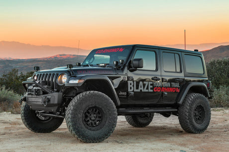 Go Rhino 07-20 Jeep Wrangler JL/JLU/JK/JKU/Gladiator JT Rockline Front Stubby Bumper w/ Overrider 331101T