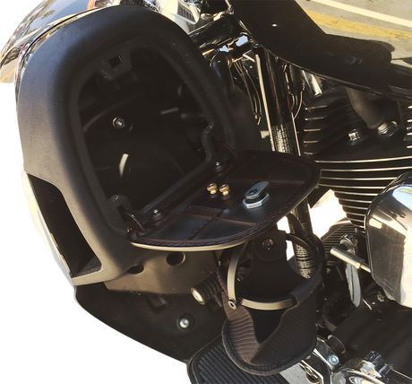 HARD BAGGER Fairing Door Drink Holder 11420