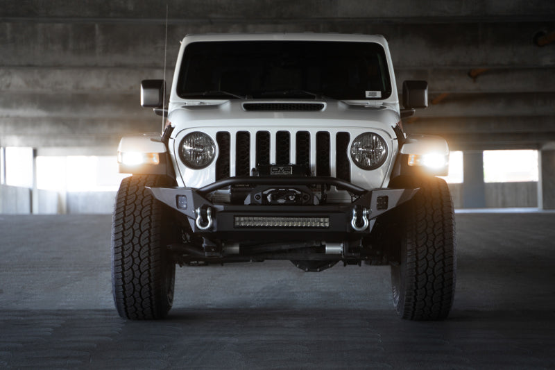 DV8 Offroad 18-23 Jeep Wrangler JL / 20-23 Jeep Gladiator JT FS-7 Mid-Width Winch Front Bumper FBJL-07