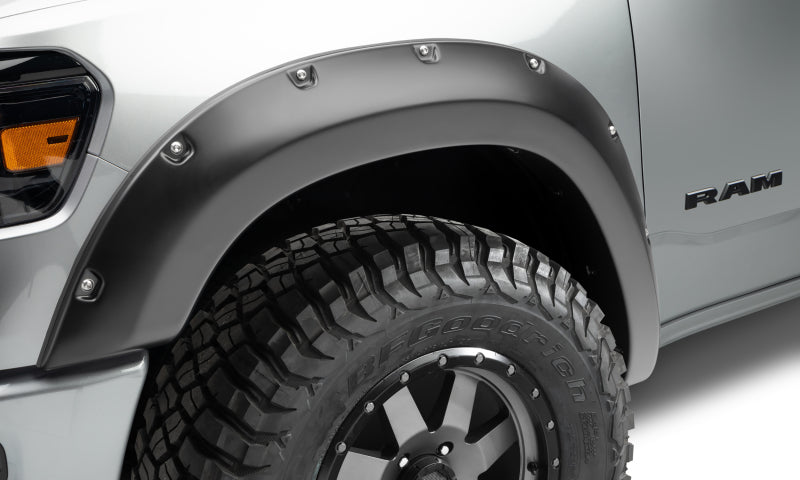 Bushwacker 19-22 Ram 1500 (Excl. Rebel/TRX) 76.3 & 67.4in Bed Pocket Style Flares 4pc Set - Black 50924-02