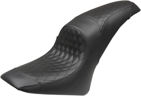 MUSTANG Shope Tripper Seat - Diamond - Scout 2015-2024 76306
