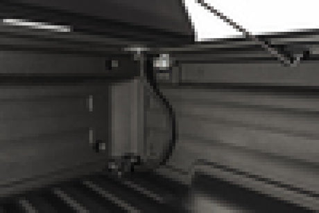 BAK 17-20 Honda Ridgeline BAKFlip MX4 448602