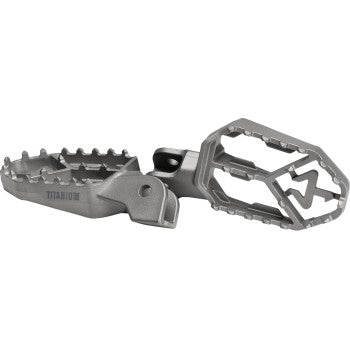 AKRAPOVIC Adventure Foot Pegs - Titanium - BMW F-BM13T1