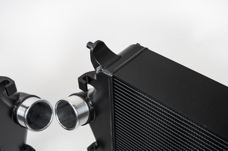 CSF 2019+ Lamborghini Urus / 2020+ Audi RS Q8 / SQ8 / SQ7 High Performance Intercooler System- Black 8211