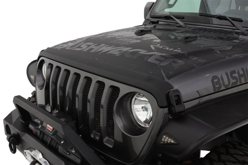 Bushwacker 18-19 Jeep Wrangler Rubicon/Sport//Unlimited/Sport S Hood Stone Guard- Black 14093