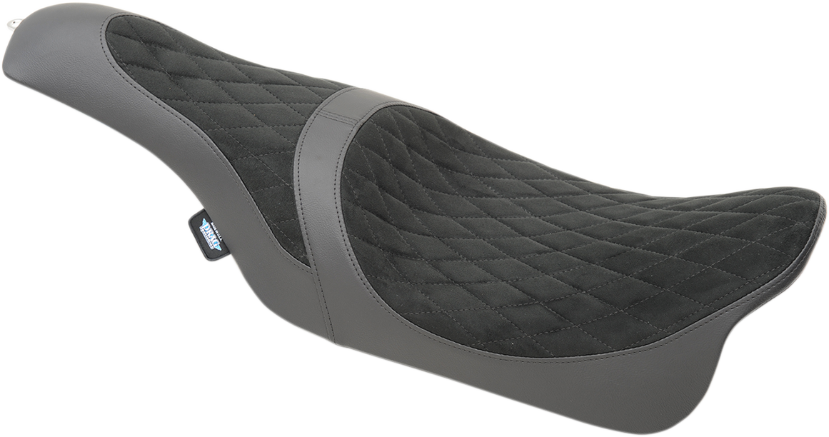 DRAG SPECIALTIES Asiento doble Caballero - Gamuza sintética - Puntada de diamante - FL '08-'22 0801-1038 