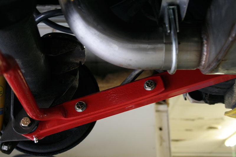 UMI Performance 64-72 GM A-Body 1in Solid CrMo Rear Sway Bar 4034-R