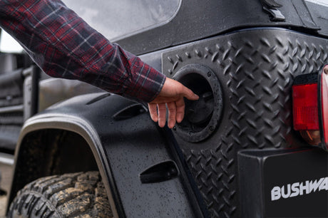 Bushwacker 97-06 Jeep Wrangler Trail Armor Rear Corners - Black 14004