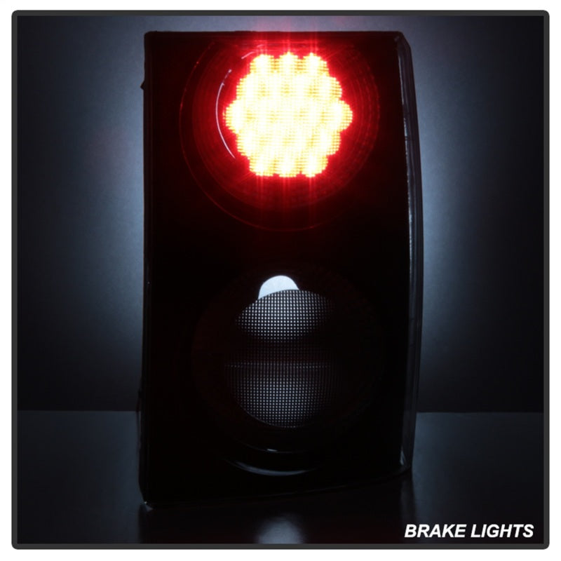 Xtune Land Rover Range Rover 06-09 Euro Style Tail Lights Clear ALT-JH-LRRRS06-CL 5075871