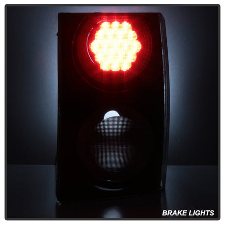 Xtune Land Rover Range Rover 06-09 Euro Style Tail Lights Clear ALT-JH-LRRRS06-CL 5075871