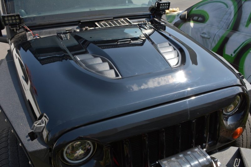 DV8 Offroad 07-18 Jeep Wrangler JK Rubicon 10th Anniversary Replica Hood HDMB07-TA