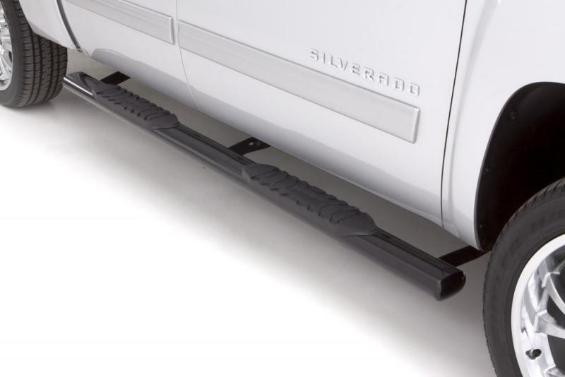 Lund 2019 Chevrolet Silverado 1500 Crew Cab 5in Oval Straight Steel Nerf Bars - Black 24010562