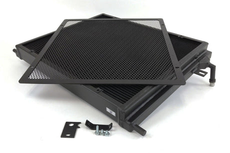 CSF 2014+ BMW M3/M4 (F8X) Front Mount Heat Exchanger w/Rock Guard - Black 8075V