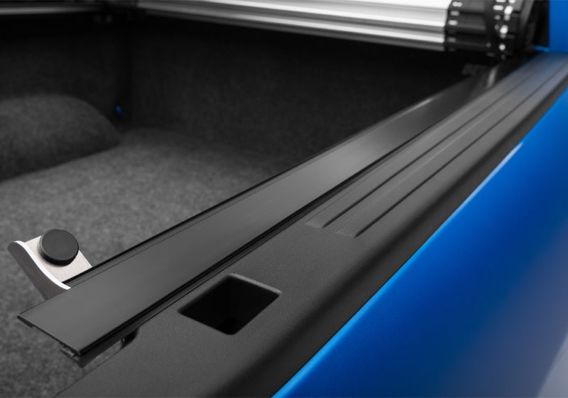 BAK 09-18 Dodge Ram 1500 (19-20 Classic Only) (w/ Ram Box) 5ft 7in Bed Revolver X2 39207RB