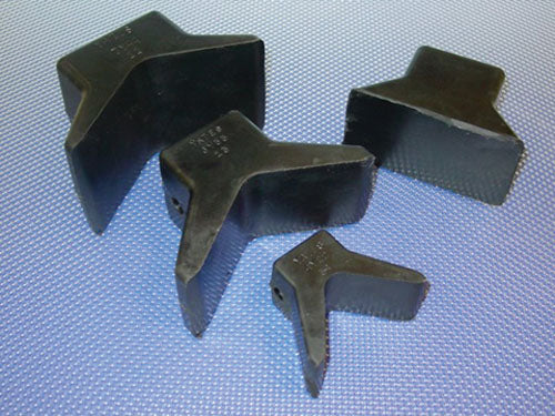 Yates Rubber Bow Guard V Style 2 X 2 690020