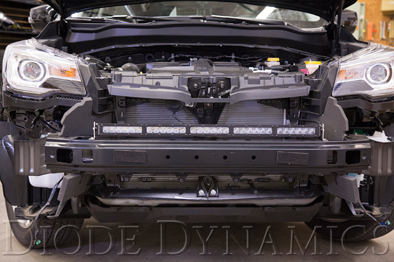 Diode Dynamics 30 In LED Light Bar Single Row Straight - Amber Combo Each Stage Series DD5054