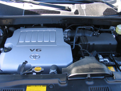 K&N 01-06 Toyota Camry / 04-10 Sienna / 01-09 Highlander / 03-06 Lexus RX330 Drop In Air Filter 33-2260