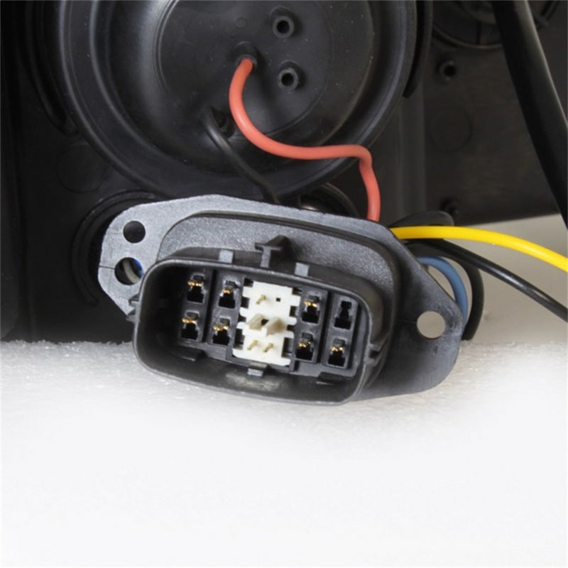 Spyder Mazda 6 03-05 With Fog Lights Projector Headlights LED Halo DRL Smke PRO-YD-M603-FOG-DRL-SM 5042545