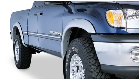 Bushwacker 00-02 Toyota Tundra Fleetside Extend-A-Fender Style Flares 4pc 76.5/98.2in Bed - Black 30902-02