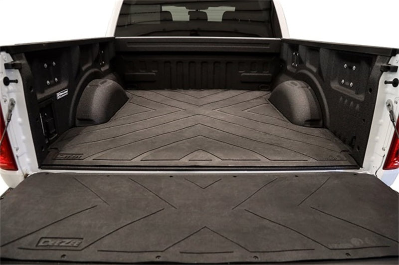 Deezee 19-23 Chevrolet Silverado Heavyweight Bed Mat - Custom Fit 6 1/2Ft Bed (X Pattern) DZ 77020