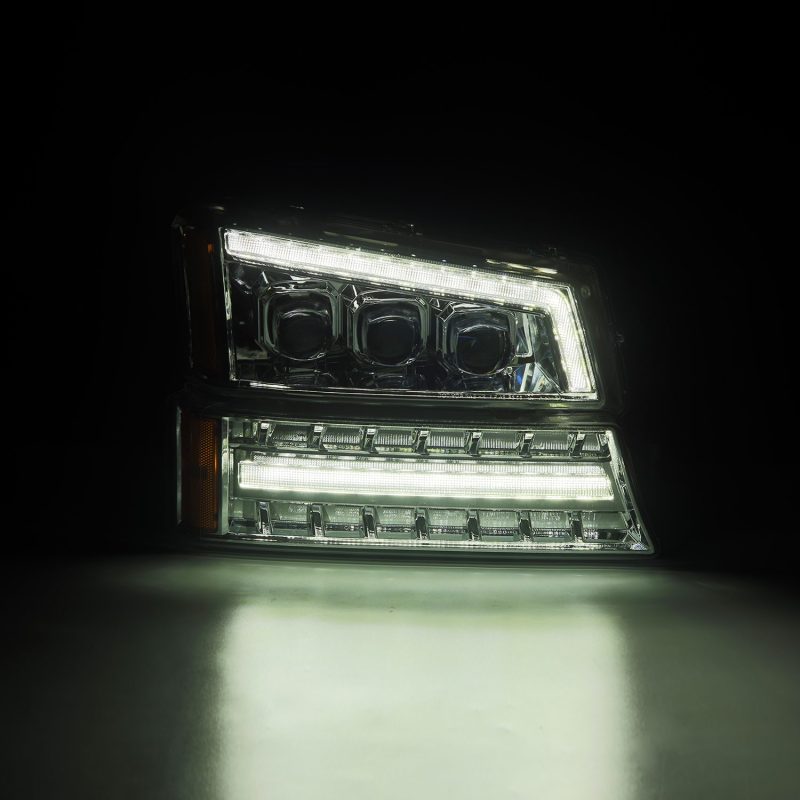 AlphaRex 03-06 Chevy Silverado 1500/2500HD/3500HD/Avalanche Chrome NOVA LED Proj Headlights 880255