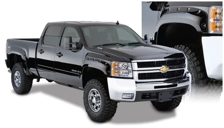 Bushwacker 07-13 Chevy Silverado 1500 Fleetside Cutout Style Flares 4pc 69.3in Bed - Black 40950-02