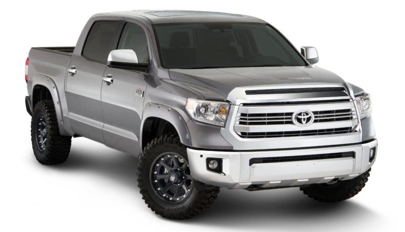 Bushwacker 16-18 Toyota Tundra Fleetside Pocket Style Flares 4pc 66.7/78.7/97.6in Bed - Silver Sky 30918-53