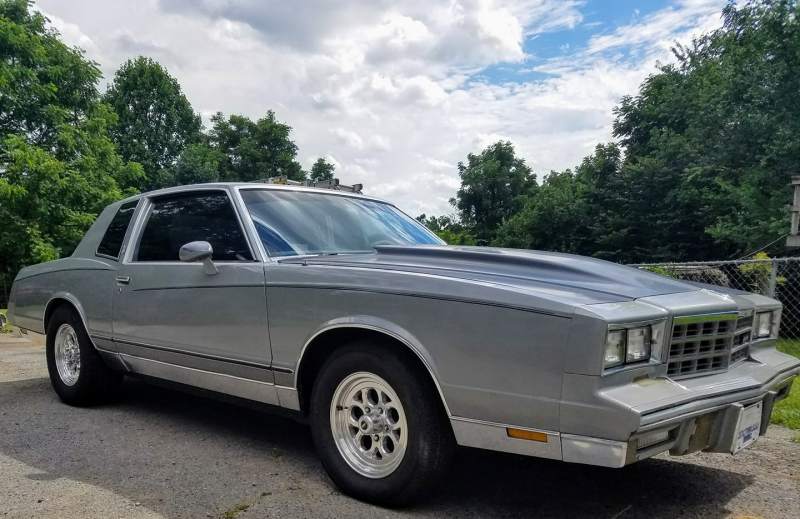 UMI Performance 78-88 GM G-Body Lowering Spring Front 2in Lowering 3051F