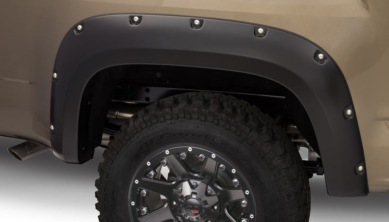 Bushwacker 15-18 GMC Canyon Pocket Style Flares 4pc 5ft Bed - Black 40971-02