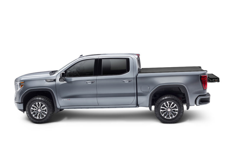 BAK 19-21 Chevy Silverado/GM Sierra Revolver X4s 6.7ft Bed Cover 1500 (New Body Style) 80131