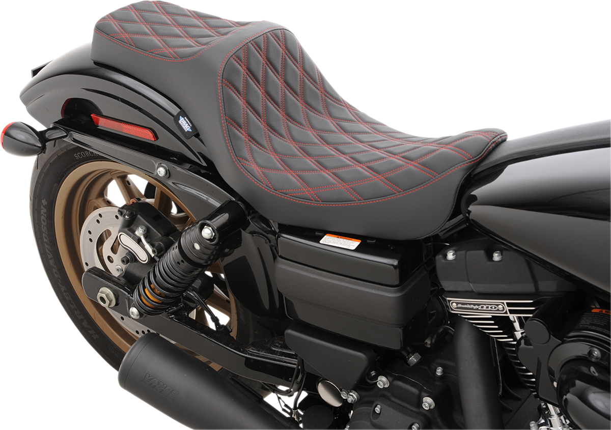 DRAG SPECIALTIES Asiento Predator III - Doble diamante - Costuras rojas 0803-0604 