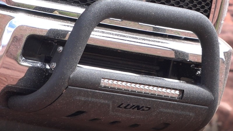 Lund 19-22 Chevrolet Silverado 1500 (Excl. 2019 LD) Bull Bar w/ Light & Wiring-Blk - Black 47121216