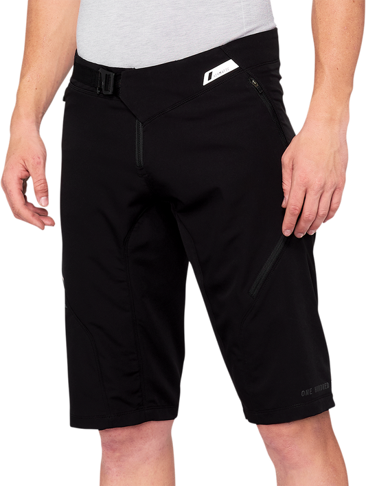 100% Airmatic Shorts - Black - US 28 40021-00000