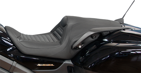 MUSTANG Seat - Tripper Fastback - Front Tuck-n-Roll - Black - F6B 76841
