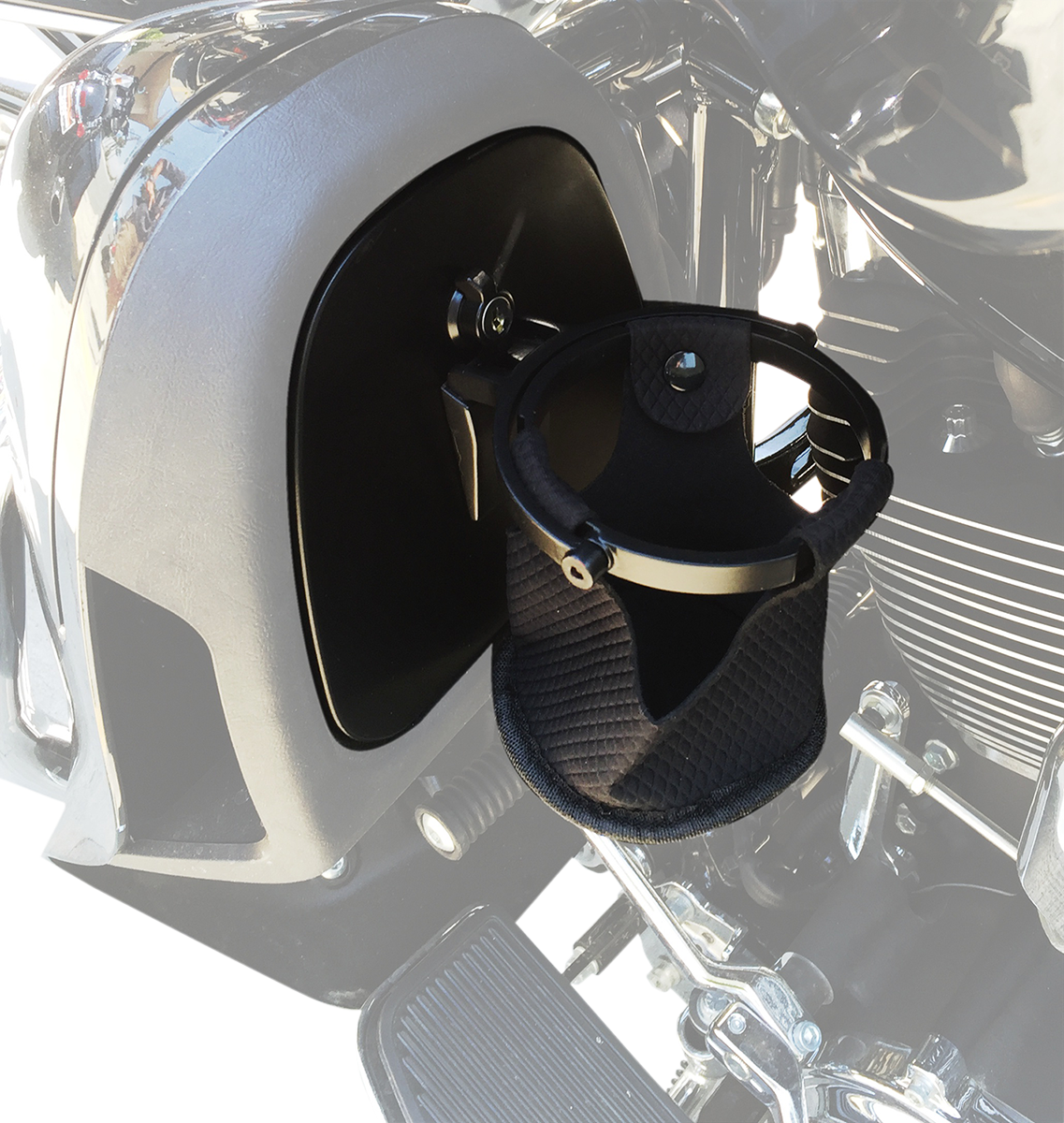 HARD BAGGER Fairing Door Drink Holder 11420
