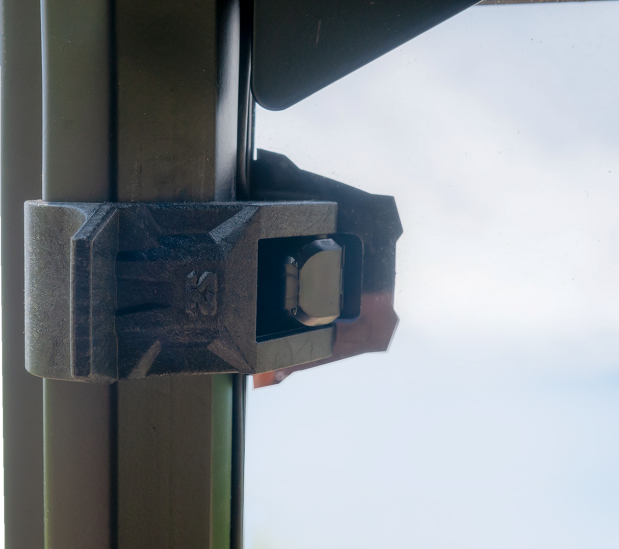 SEIZMIK Windshield Kit - Vented 50-50228KIT