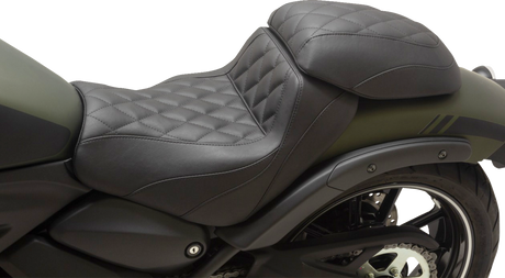 MUSTANG Squareback/Fastback Solo Seat - Black - Diamond Stitch - Vulcan S '15-'23 76430