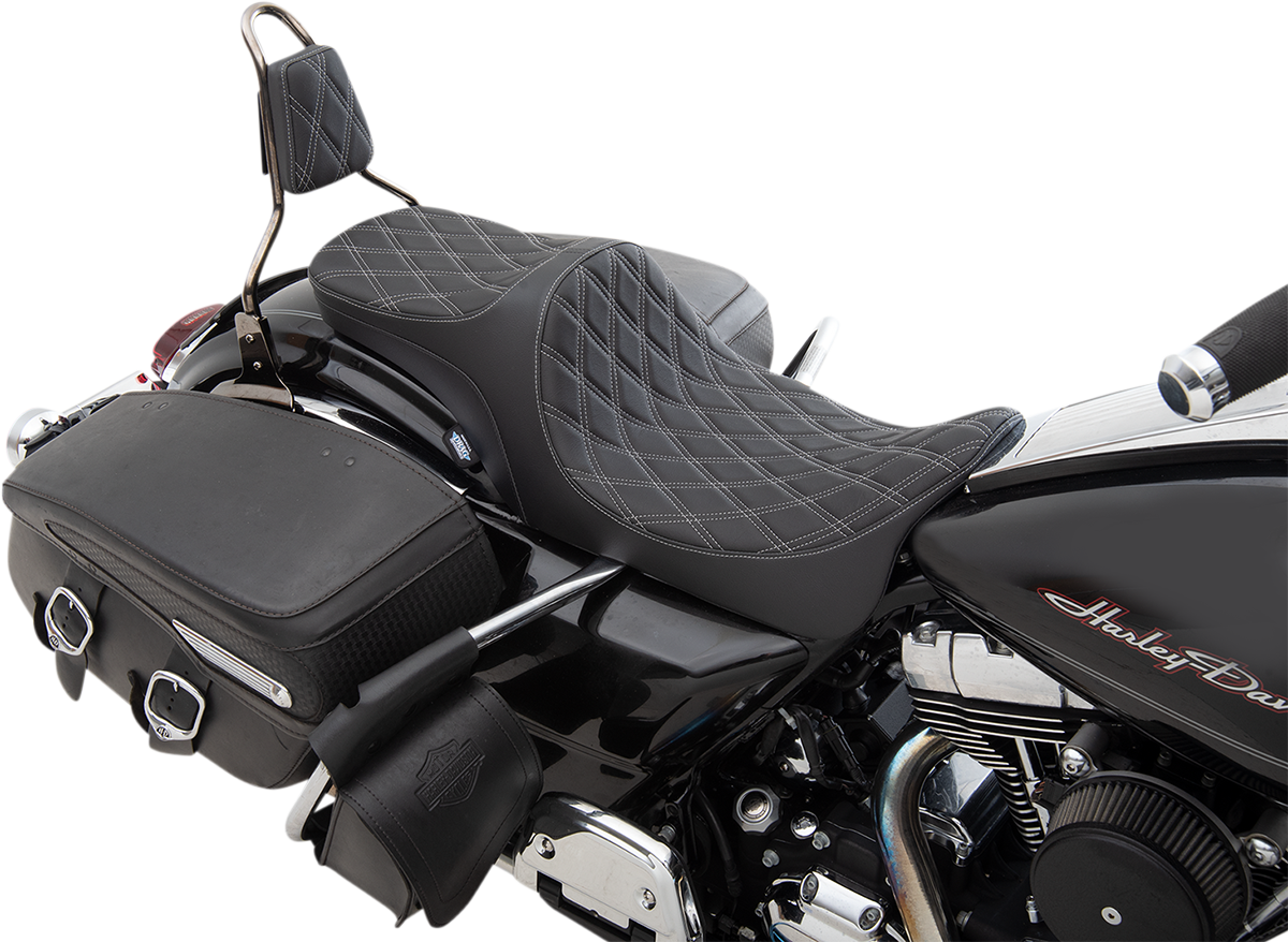 DRAG SPECIALTIES Asiento para 2 personas Predator III - Doble diamante - Hilo plateado 0801-1305 