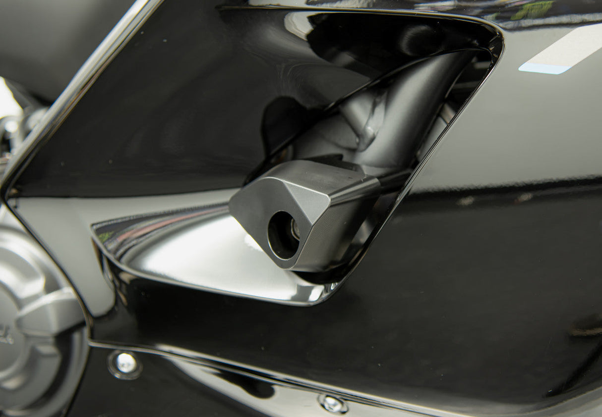 Graves R7 Diamond Frame Sliders 2021-2025 Fsy-21r7-K